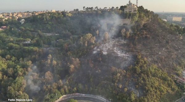 Incendio Monte Mario, le immagini dei droni della Protezione Civile