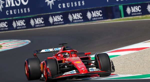 Ferrari in trionfo a Monza, vince Leclerc davanti a Piastri