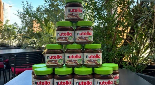 Ferrero lancia Nutella Plant-Based con ingredienti di origine vegetale