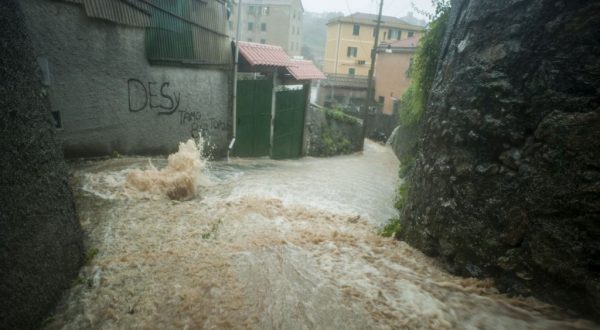 In Liguria maltempo con allerta arancione, esondazioni e frane