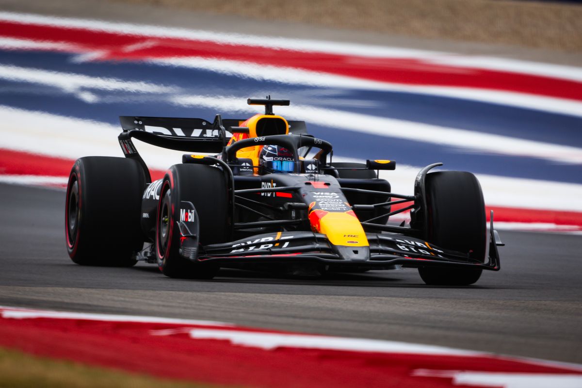 Verstappen pole nella sprint di Austin, seconda fila Leclerc