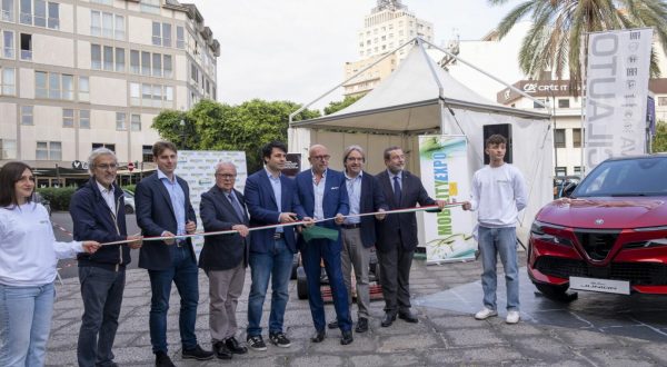 Al via “Mobility Expo” a Palermo, le auto dei sogni in mostra a Piazza Verdi