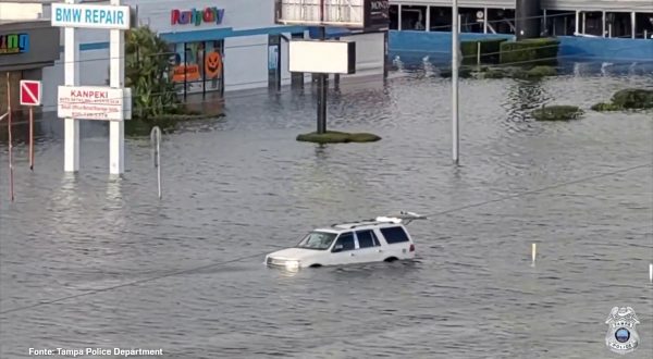 Uragano Milton, strade ancora come fiumi