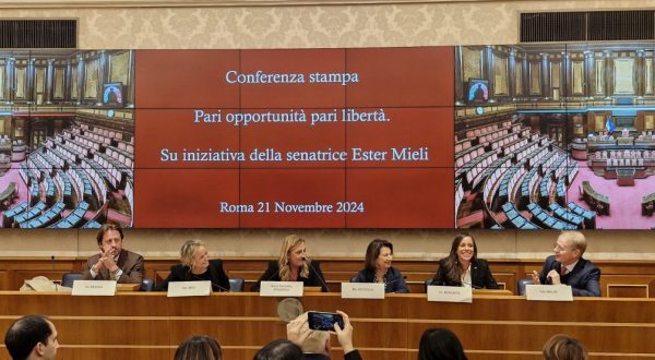 Donne, Roccella “Governo ha raddoppiato fondi per centri antiviolenza”