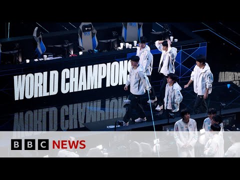 Korea’s T1 beats China to win esports’s League of Legends World Championships | BBC News