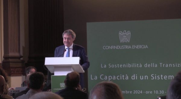 Investimenti per 230 miliardi per la transizione energetica in Italia