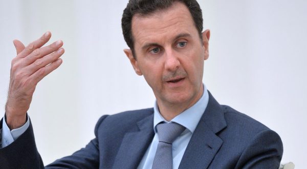 Fonti russe, Assad è a Mosca con la famiglia