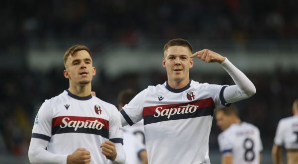 Il Bologna vince anche a Torino, granata battuti 2-0