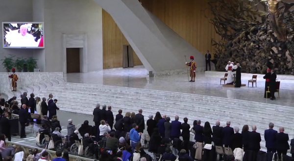 Ail festeggia 55 anni e incontra Papa Francesco