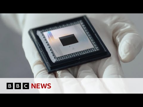 Google unveils ‘mind-boggling’ quantum computing chip | BBC News