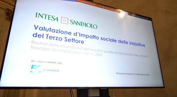 Intesa Sanpaolo, 1 euro a Terzo Settore ne genera 3 di effetti sociali