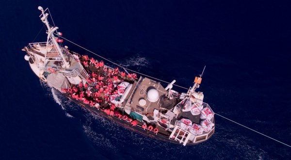 Frontex, nel Mediterraneo centrale migranti in calo del 59% nel 2024